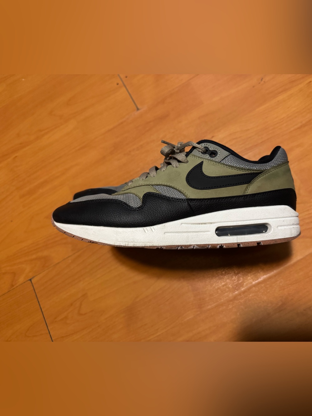 Men’s Nike air max 1 dark stucco